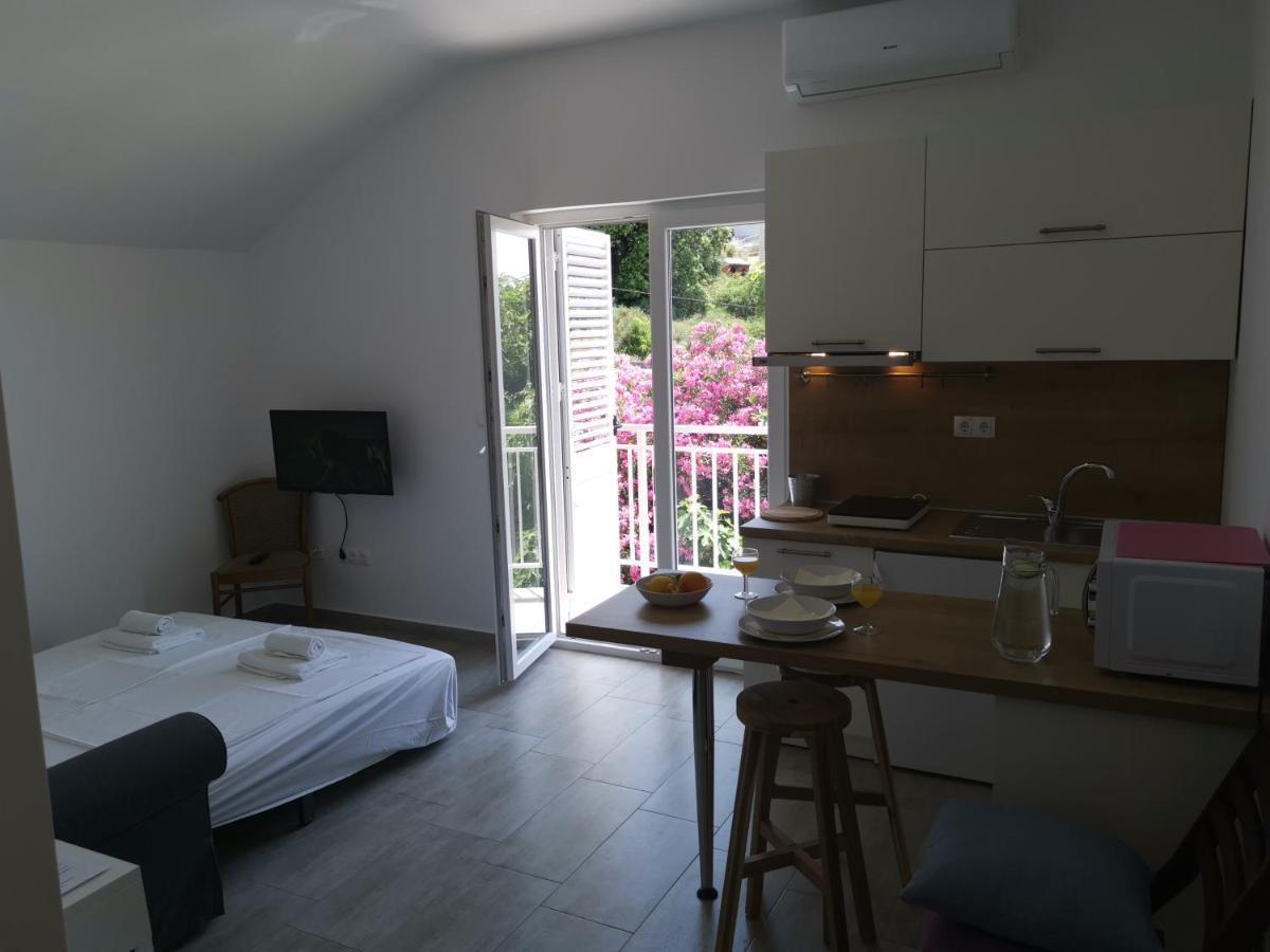 Apartments Zina Lokva Rogoznica Eksteriør bilde