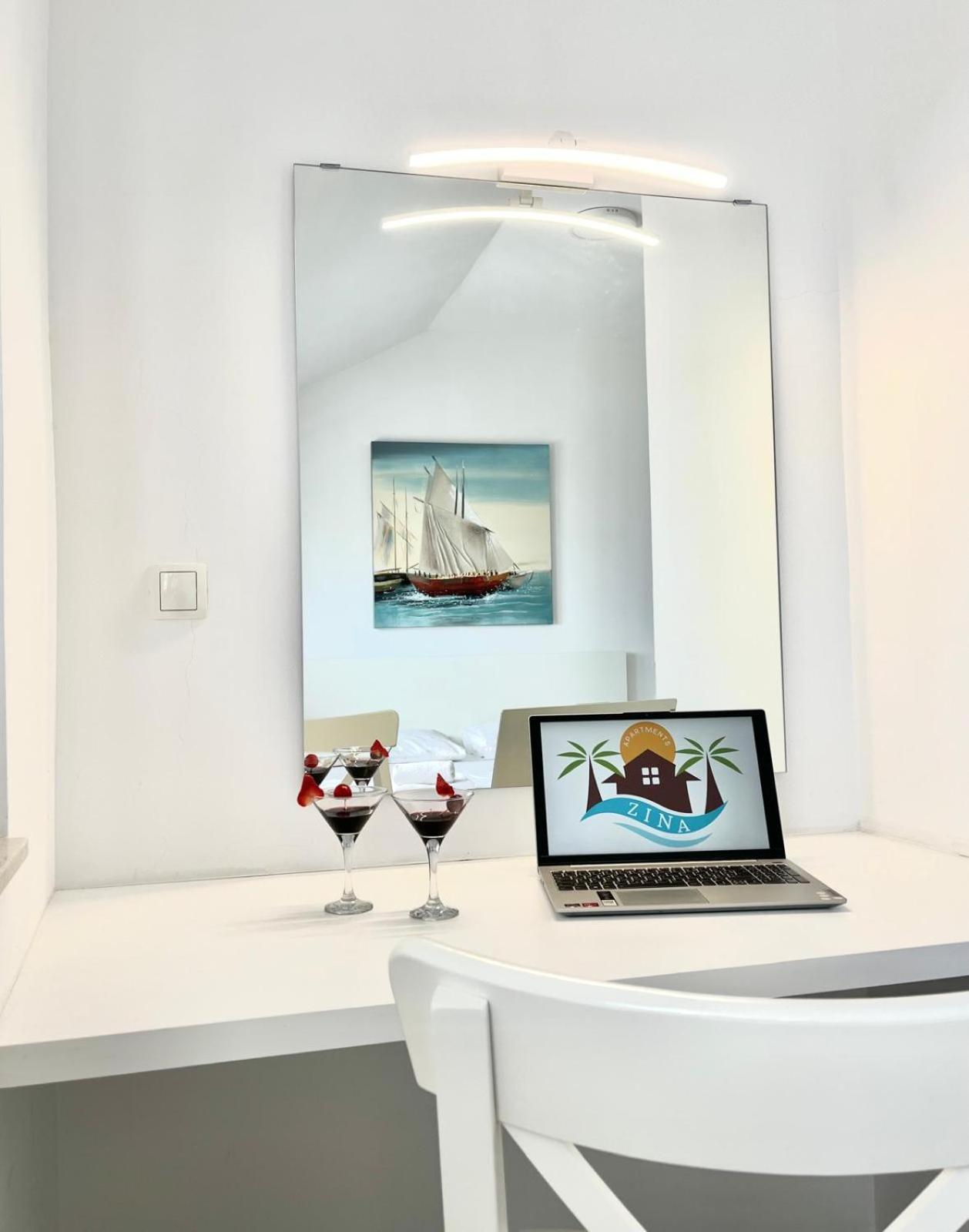 Apartments Zina Lokva Rogoznica Eksteriør bilde